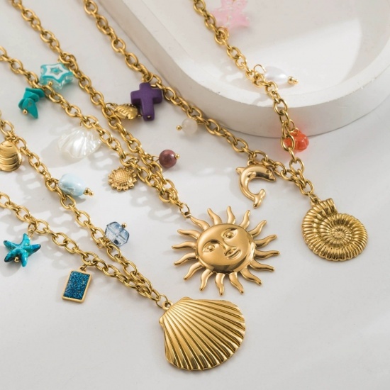 Picture of Wholesale Pendant Charm Necklace, 18K Gold Plated 304 Stainless Steel Women's Eco-friendly Ocean Jewelry Stylish Gift Jewelry For Retailer, 40cm(15.7") + 6cm(2.4") long, 1 Piece