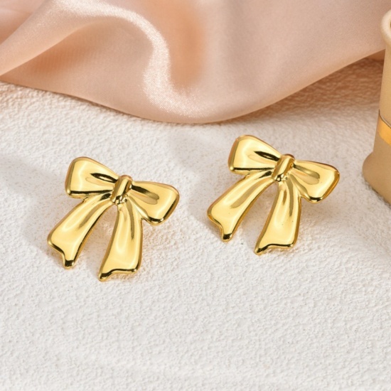 Immagine di 1 Pair Eco-friendly Dainty Stylish 18K Gold Plated 304 Stainless Steel Pentagram Star Ear Post Stud Earrings For Women Gift