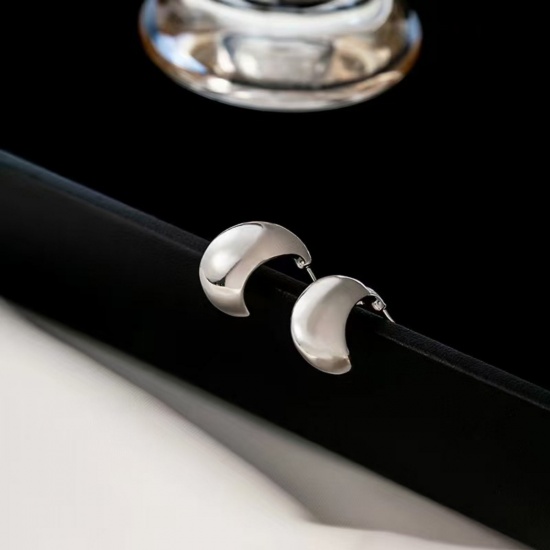 Bild von 1 Pair Eco-friendly Stylish Exquisite Multicolor 304 Stainless Steel Half Round Ear Post Stud Earrings For Women Gift