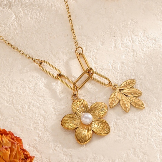 Imagen de Al Por Mayor Corazón Mariposa Collar con Colgante, Chapado en Oro de 18K 304 Acero Inoxidable Mujeres Recubrimiento al Vacío PVD Ecológico Elegante Regalo Joyería Para Venta 40cm + 7cm longitud, 1 Unidad