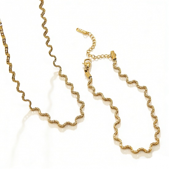 Picture of Wholesale Wave Link Chain Necklace & Bracelet, 18K Gold Plated 304 Stainless Steel, Women's Eco-friendly PVD Vacuum Plating Stylish Dainty Gift Jewelry For Retailer 1 Piece