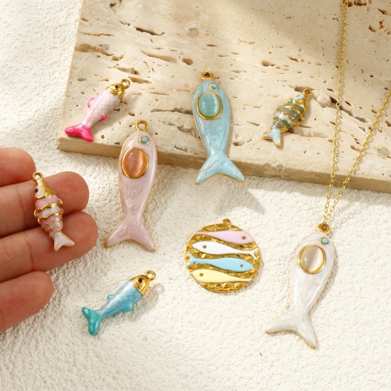Picture of Eco-friendly PVD Vacuum Plating Waterproof Anti-Tarnish Hypoallergenic 304 Stainless Steel Ocean Jewelry Charms 18K Real Gold Plated Enamel Fish Animal