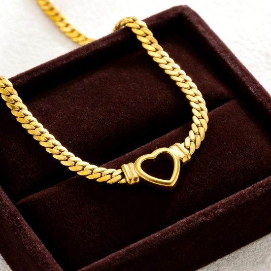 Picture of Wholesale Heart Necklace & Bracelet, 18K Gold Plated 304 Stainless Steel Women's Eco-friendly PVD Vacuum Plating Valentine's Day Stylish Gift Jewelry For Retailer