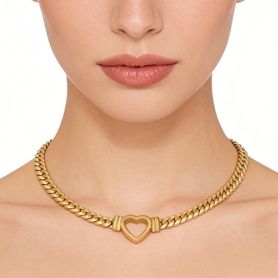 Picture of Wholesale Heart Necklace & Bracelet, 18K Gold Plated 304 Stainless Steel Women's Eco-friendly PVD Vacuum Plating Valentine's Day Stylish Gift Jewelry For Retailer