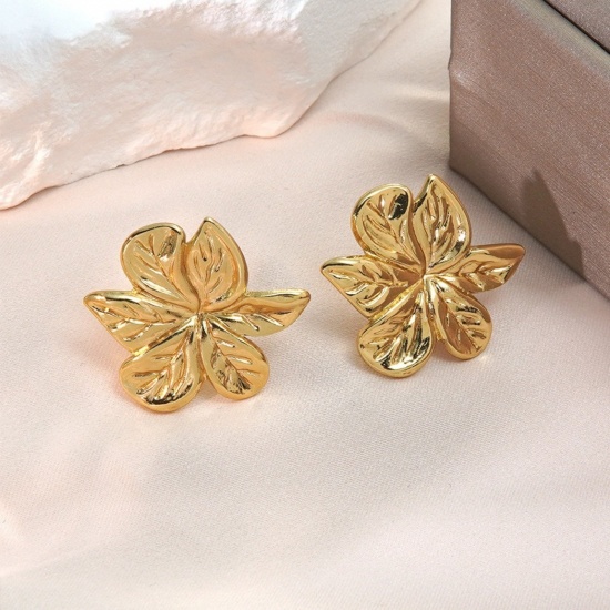 Picture of Wholesale Flora Collection Retro Ear Post Stud Earrings, Flower 18K Gold Plated 304 Stainless Steel, Women's Eco-friendly PVD Vacuum Plating Gift Jewelry Supply 24.5mm x 24mm, 1 Pair
