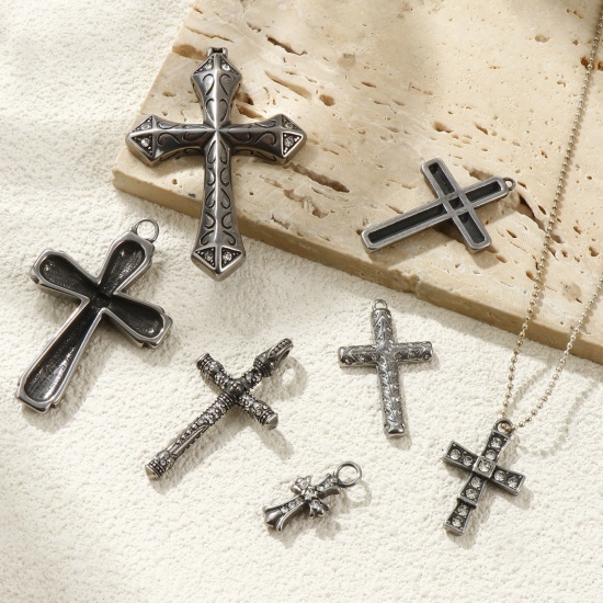 Picture of Eco-friendly 304 Stainless Steel Religious Charms Antique Silver Color Cross