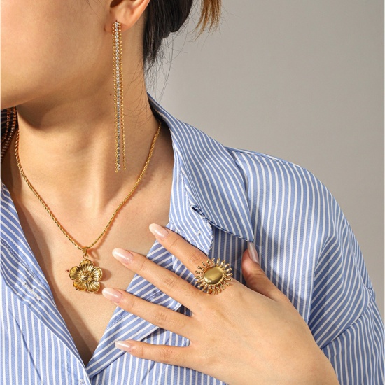 Picture of Wholesale Jewelry, 18K Gold Plated 304 Stainless Steel Women's Eco-friendly PVD Vacuum Plating Ins Style Dainty Gift Jewelry For Retailer