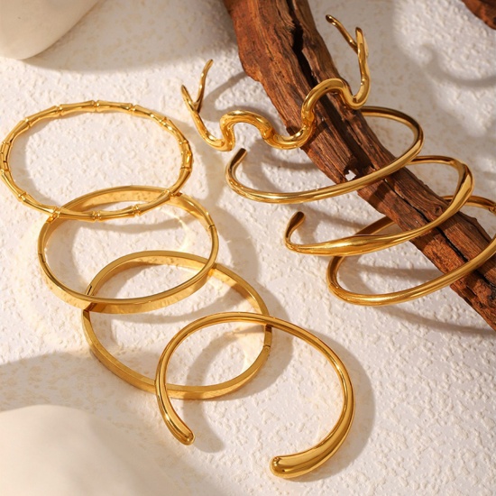Picture of Wholesale 304 Stainless Steel Bangles Bracelets, 18K Gold Plated Eco-friendly PVD Vacuum Plating, Women's Stylish Simple & Casual Gift Jewelry Supply