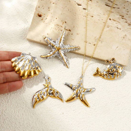 Picture of Eco-friendly PVD Vacuum Plating Waterproof Anti-Tarnish Hypoallergenic 304 Stainless Steel Ocean Jewelry Charms 18K Real Gold Plated & Silver Tone Two Tone