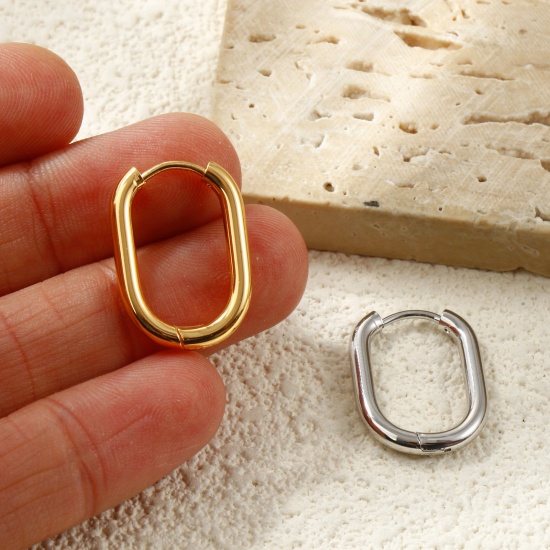 Picture of Wholesale Exquisite Minimalist Huggie Hoop Earrings, Oval Real Gold Plated Brass, Women's Eco-friendly Gift Jewelry Supply, 21mm x 15mm, Post/ Wire Size: 1mm(18 gauge)
