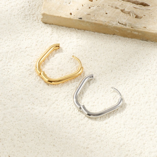Picture of Wholesale Exquisite Minimalist Huggie Hoop Earrings, Oval Real Gold Plated Brass, Women's Eco-friendly Gift Jewelry Supply, 21mm x 15mm, Post/ Wire Size: 1mm(18 gauge)
