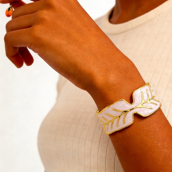 Picture of Wholesale Leaf Enamel 304 Stainless Steel Bangles Bracelets, 18K Gold Plated PVD Vacuum Plating, Women's Exquisite Stylish Gift Jewelry Supply, 6cm Dia.