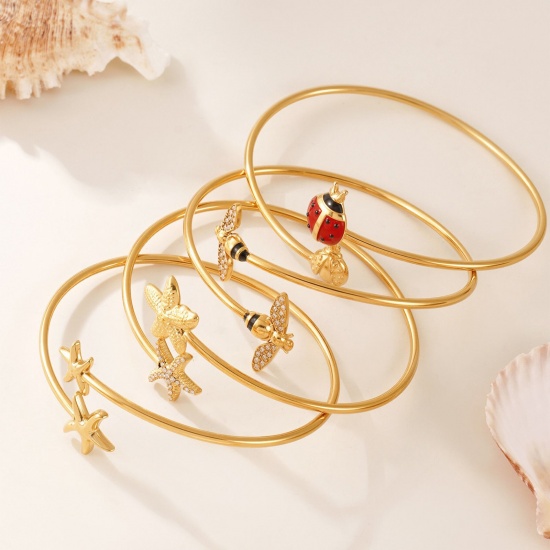 Immagine di Stella di Mare Insetto 304 Acciaio Inossidabile Aprire Braccialetti All'Ingrosso, Placcato Oro 18K Placcatura Sottovuoto PVD, Donne Stile Ins Elegante Regalo Fornitura di Gioielli, 1 Pz