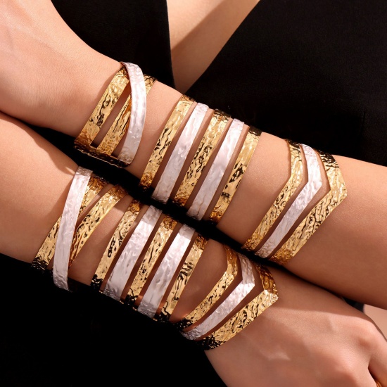 Immagine di Bianco Smalto 304 Acciaio Inossidabile Aprire Braccialetti All'Ingrosso, Placcato Oro 18K Placcatura Sottovuoto PVD, Donne Squisito Elegante Regalo Fornitura di Gioielli, 1 Pz