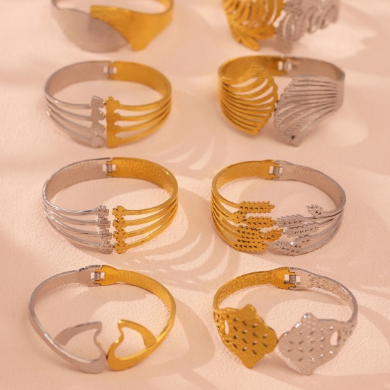Picture of Wholesale Two Tone 304 Stainless Steel Bangles Bracelets, Silver Tone & 18K Gold Plated PVD Vacuum Plating, Women's Retro Stylish Gift Jewelry Supply