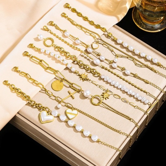Picture of Wholesale 304 Stainless Steel Bracelets, 18K Gold Plated Eco-friendly PVD Vacuum Plating, Women's Simple Stylish Gift Jewelry Supply