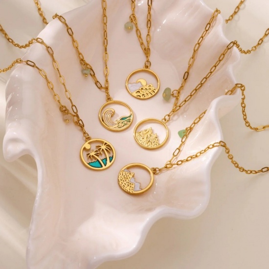 Picture of Wholesale Pendant Charm Necklace, 18K Gold Plated 304 Stainless Steel Women's Eco-friendly PVD Exquisite Stylish Gift Jewelry For Retailer, 40cm(15.7") + 5cm(2") long