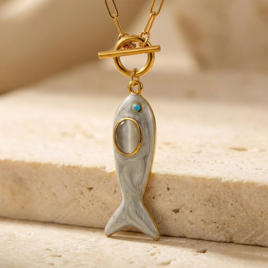 Immagine di Pesce Smalto Blu Strass Collana con Ciondolo All'Ingrosso, 18K Vero Oro Placcato 304 Acciaio Inossidabile Catena a Graffetta, Donne PVD Ecologica Impermeabile Anti-Ossidante Ipoallergenico Gioielli Oceanici Elegante Regalo Gioielli Per Rivenditore, 45cm Lunghezza, 1 Pz