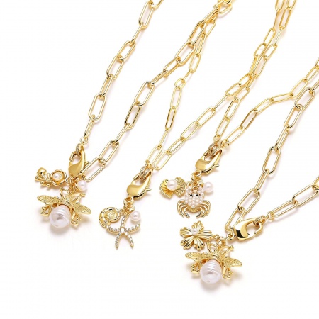 Image de Collier à Breloques En Gros Plaqué Or 18K en Laiton, Perle Imitation Acrylique Chaîne de Trombone, aux Femmes Bijoux d'Océan À la Mode Cadeau Bijoux pour Détaillants 1 Pièce
