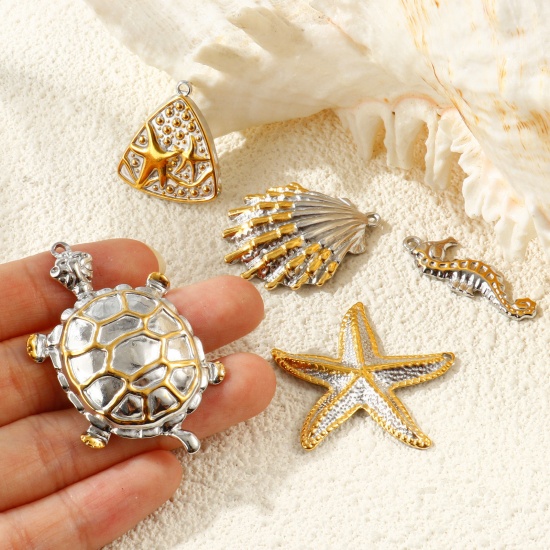 Picture of Eco-friendly PVD Waterproof Anti-Tarnish Hypoallergenic 304 Stainless Steel Ocean Jewelry Charms Wholesale 18K Real Gold Plated & Silver Tone Two Tone