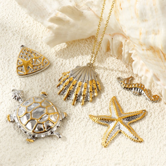 Picture of Eco-friendly PVD Waterproof Anti-Tarnish Hypoallergenic 304 Stainless Steel Ocean Jewelry Charms Wholesale 18K Real Gold Plated & Silver Tone Two Tone