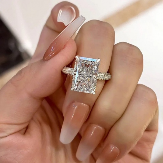 Picture of Wholesale Women's Wedding Rectangle Clear Cubic Zirconia Unadjustable Rings, Platinum Plated Brass, Exquisite Stylish Jewelry Supply