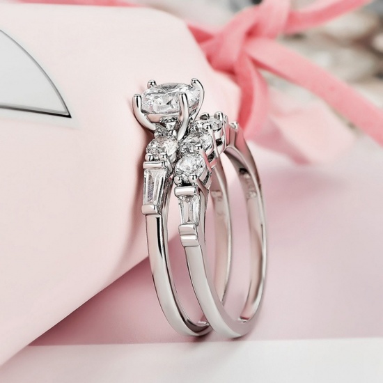 Picture of Wholesale Women's Wedding Clear Cubic Zirconia Unadjustable Rings, Platinum Plated Brass, Exquisite Stylish Jewelry Supply