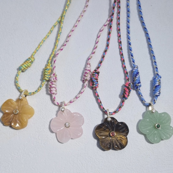 Imagen de 1 Unidad Gema & Latón Colgantes Al Por Mayor Chapado en Oro de 18K Multicolor Flor 29mm x 25mm