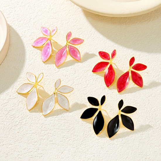 Picture of Wholesale Stylish Natural Pastoral Ear Post Stud Earrings, Sunflower 18K Gold Plated 304 Stainless Steel, Women's Gift Jewelry Supply