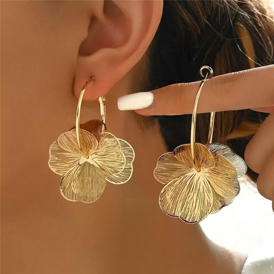 Picture of Wholesale Retro Stylish Hoop Earrings, Flower Filigree Stamping Multicolor Brass, Women's Gift Jewelry Supply, 5.2cm x 3.7cm