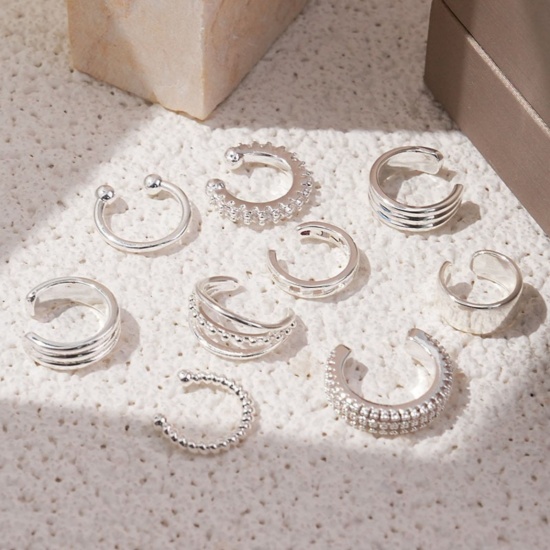 Imagen de Sencillo Elegante Pendientes de Clip de Oreja Al Por Mayor, Ronda Claro Circón Artificial Latón, Mujeres Regalo Suministro de Joyería, 1 Juego