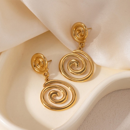Picture of Wholesale Exquisite Stylish Ear Post Stud Earrings, 18K Gold Plated 201 Stainless Steel, Women's Eco-friendly Gift Jewelry Supply