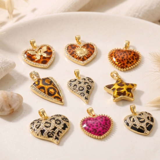 Bild von 2 Stück Messing Charm-Anhänger Großhandel 18K Echtgold plattiert Leopard