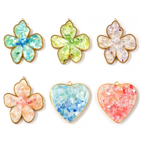 Picture of 1 Piece Eco-friendly PVD Waterproof Anti-Tarnish Hypoallergenic 304 Stainless Steel & Natural Shell Handmade Resin Jewelry Real Gravel Pendants Wholesale 18K Real Gold Plated Multicolor Flower Heart