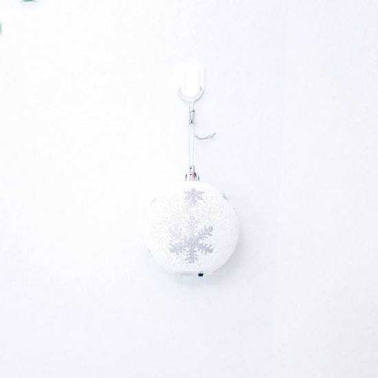 白-スタイル 4クリスマスLEDライトボールスノーフレークエルクスタープリントボールペンダントクリスマスツリーの装飾パーティーのベッドルームアウトドアインテリア の画像