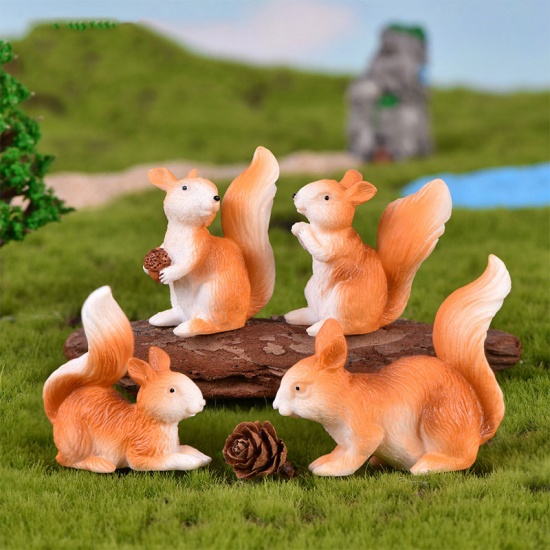 Picture of White & Orange - style8 Squirrels Resin Figurine Miniature Animals Ornaments for DIY Fairy Garden Bonsai Decor Moss Micro Landscape Decoration