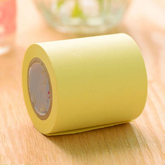 Immagine di Gli adesivi gratuiti ricaricabili gialli creativi senza carta con sedile a nastro possono essere strappati