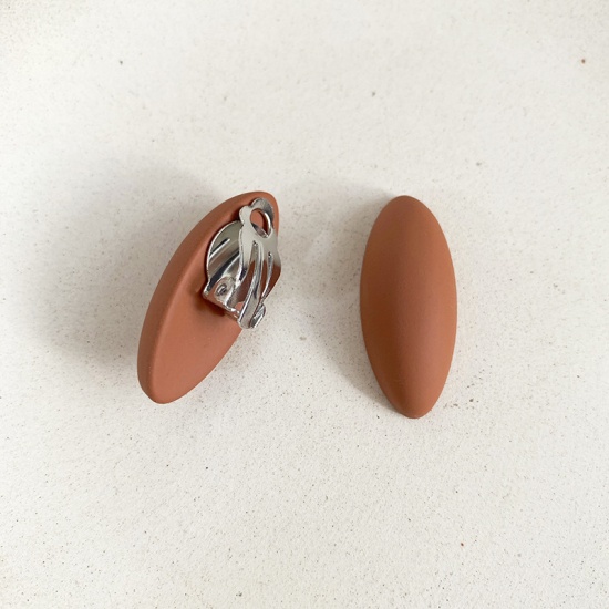 Picture of Ear Clips Earrings Brown Oval Frosted 28mm x 12mm, 1 Pair