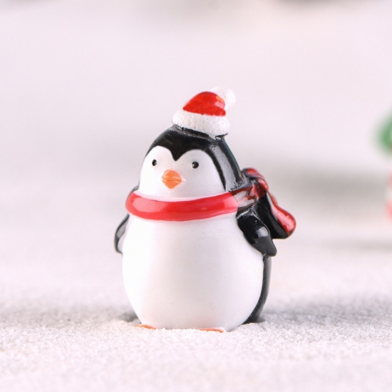 樹脂 飾り 多色 ペンギン 動物 クリスマスの帽子 35mm x 28mm、 1 個 の画像