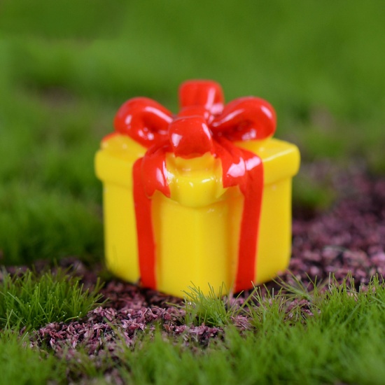 Изображение Смола Украшения Красный & Желтый Коробочки для рождественских подарков 15мм x 15мм , 1 ШТ