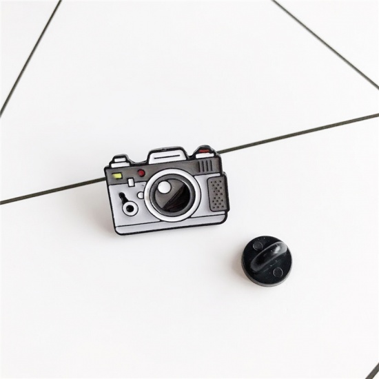 Picture of Pin Brooches Camera Gray Enamel 25mm x 18mm, 1 Piece
