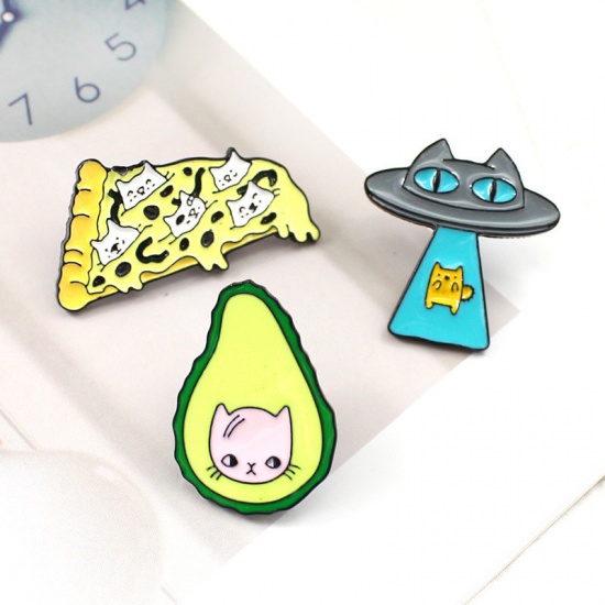 Picture of Pin Brooches Avocado Fruit Cat Green & Yellow 31mm x 22mm, 1 Piece