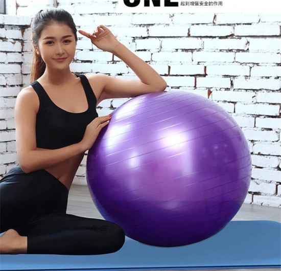 Bild von Lila - Sport Yoga Bälle Pilates Fitness Gym Balance Fitball Bewegungstraining Workout Massage Ball 55cm ohne Pumpe