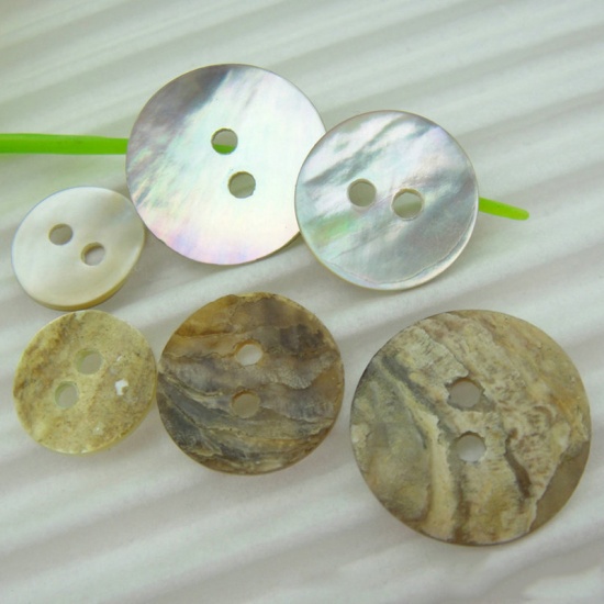 Picture of Natural Shell Sewing Buttons Scrapbooking Two Holes Round 15mm Dia, 50 PCs