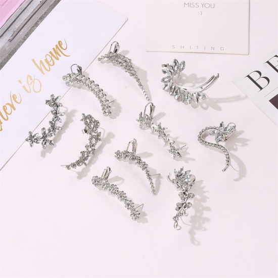 Image de Clip de Manchette d'Oreille sur les Boucles d'Oreilles Enveloppantes Argent Mat Fleur à Strass Transparent 5cm, 1 Pièce