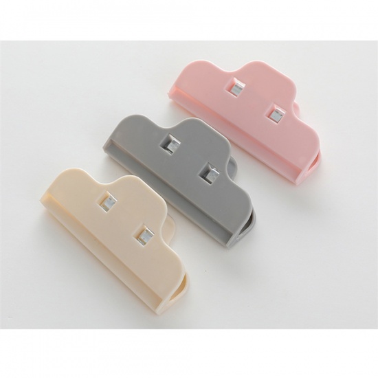 Immagine di Beige Household Plastic Anti-Tail Clip Large Food Preservation Moisture-Proof Sealing Bag Clip，10 Pcs