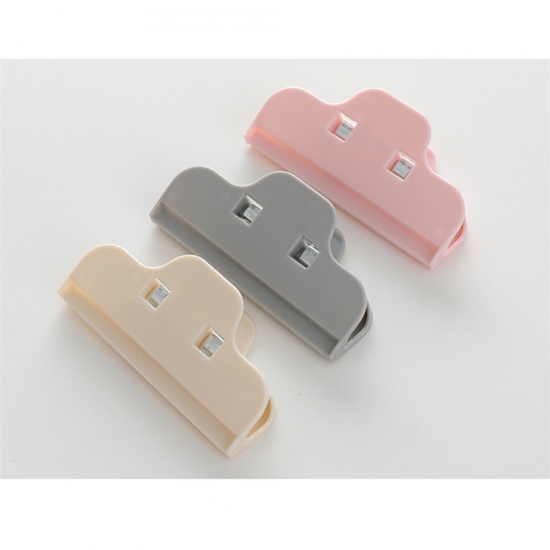 Picture of Beige Household Plastic Anti-Tail Clip Large Food Preservation Moisture-Proof Sealing Bag Clip，10 Pcs