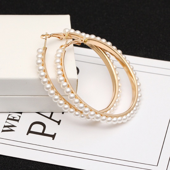 Immagine di orecchino cerchio Oro Placcato Bianco Imitata Perla Anello 5.5cm Dia, 1 Paio