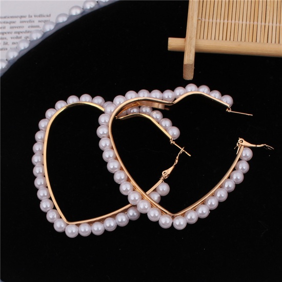 Immagine di Hoop Earrings Gold Plated White Imitation Pearl Heart 1 Pair