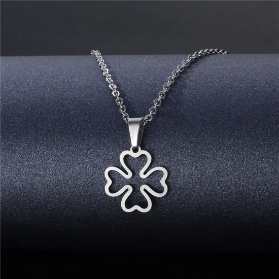 Picture of 304 Stainless Steel Link Cable Chain Necklace Silver Tone Four Leaf Clover 45cm(17 6/8") long, 1 Piece